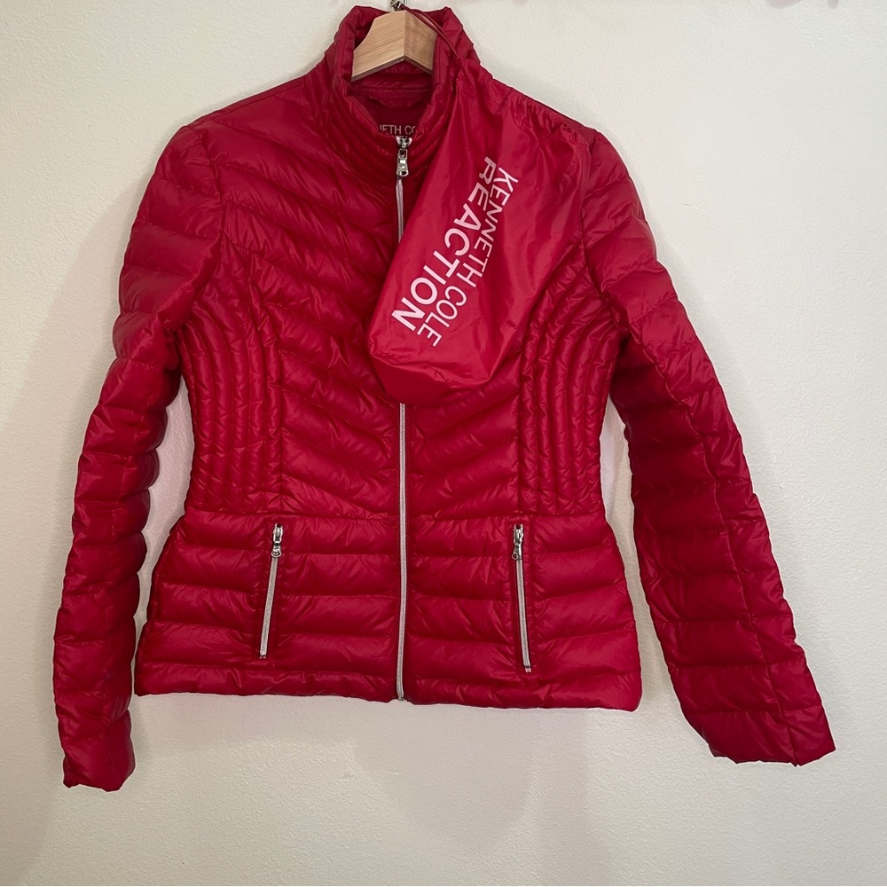 Kenneth Cole Reaction Women's Red Quilted Packable Puffer Jacket - Picture 3 of 16